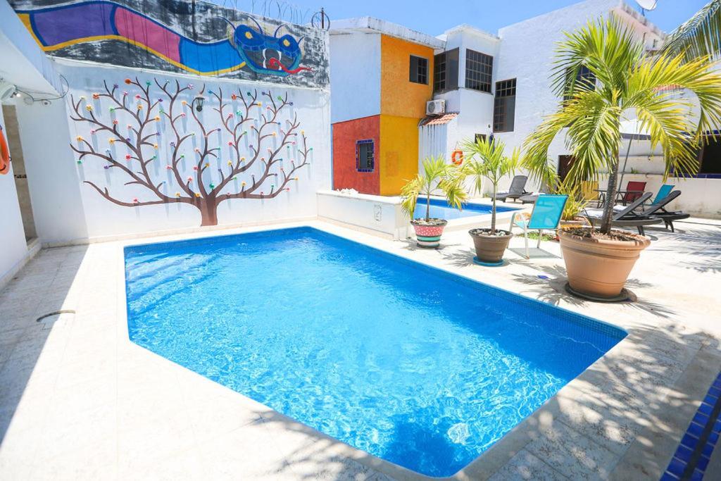 Ikaro Suites Colonial Cancún Buitenkant foto
