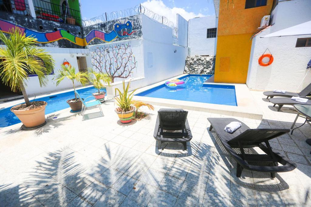 Ikaro Suites Colonial Cancún Buitenkant foto