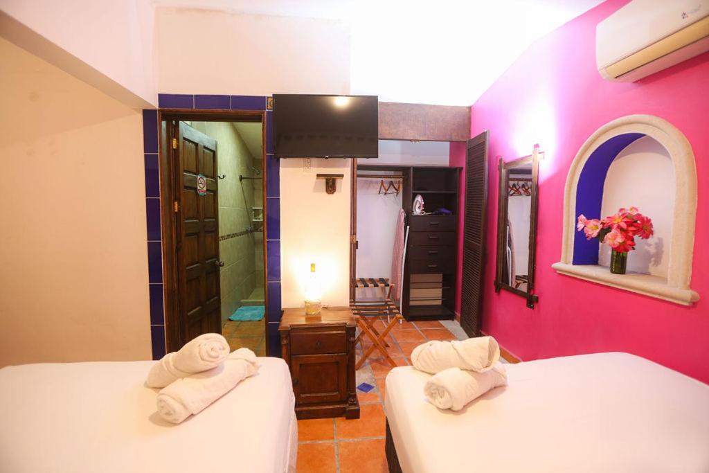 Ikaro Suites Colonial Cancún Buitenkant foto