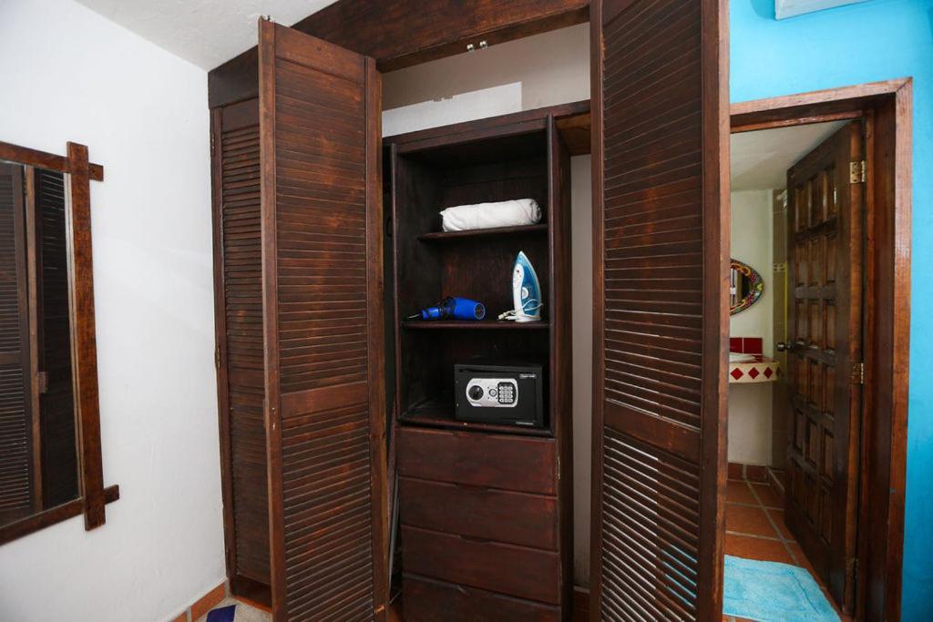 Ikaro Suites Colonial Cancún Buitenkant foto