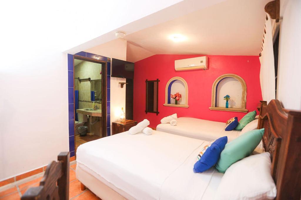 Ikaro Suites Colonial Cancún Buitenkant foto